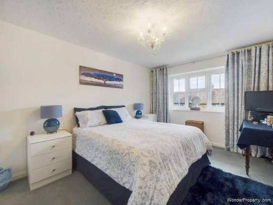 Additional Property Image 3 bedroom House for sale in Hemel Hempstead 9