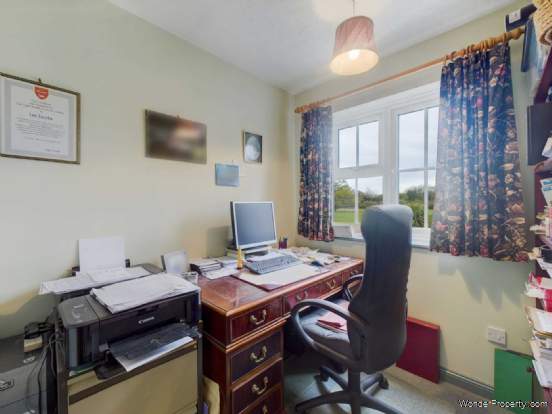 Additional Property Image 3 bedroom House for sale in Hemel Hempstead 12