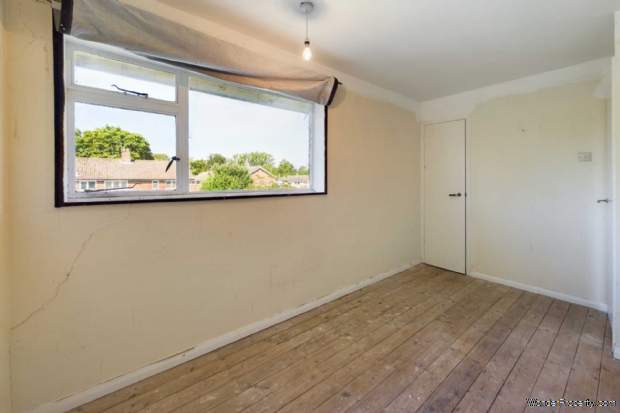Additional Property Image 3 bedroom House for sale in Hemel Hempstead 9