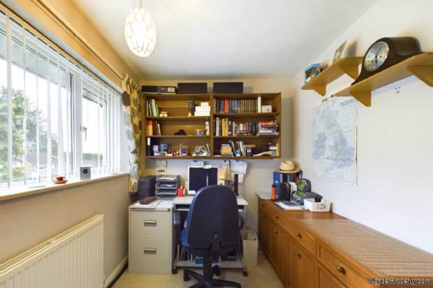 Additional Property Image 3 bedroom Semi Detached for sale in Hemel Hempstead 9