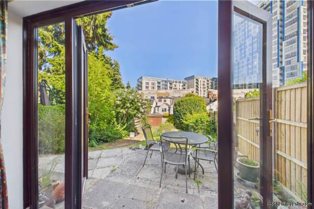 Additional Property Image 4 bedroom Detached for sale in Hemel Hempstead 6