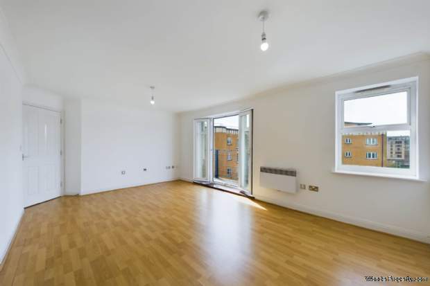 Additional Property Image 2 bedroom Apartment for sale in Hemel Hempstead 4