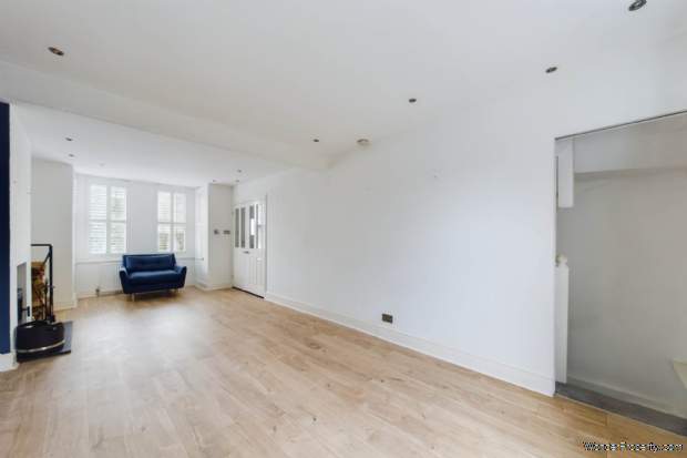 Additional Property Image 3 bedroom House for sale in Hemel Hempstead 2