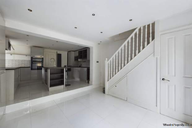 Additional Property Image 3 bedroom House for sale in Hemel Hempstead 4