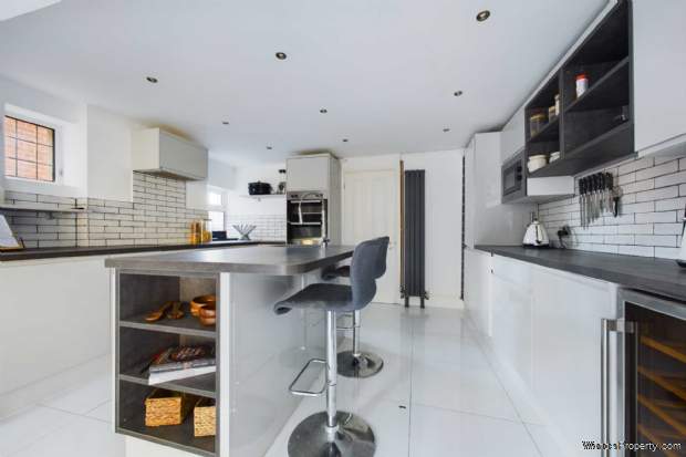 Additional Property Image 3 bedroom House for sale in Hemel Hempstead 7