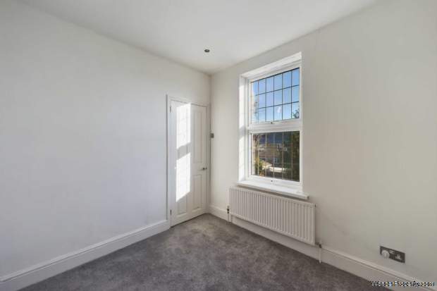 Additional Property Image 3 bedroom House for sale in Hemel Hempstead 12