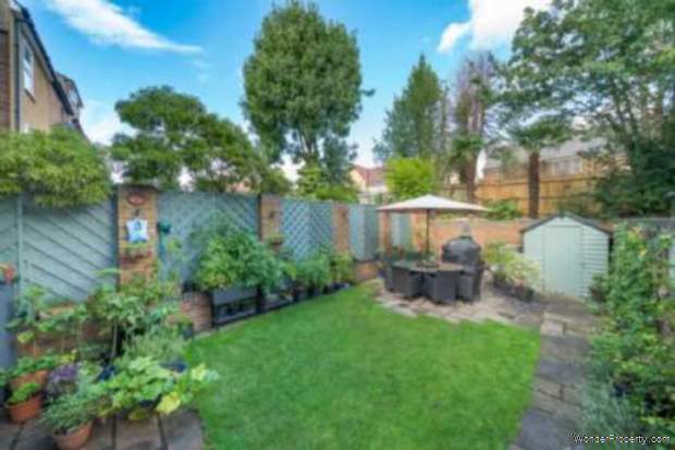Additional Property Image 3 bedroom House for sale in Hemel Hempstead 16
