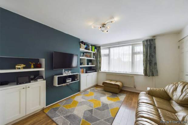 Additional Property Image 3 bedroom Terraced for sale in Hemel Hempstead 3