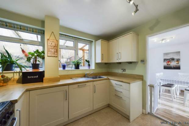 Additional Property Image 3 bedroom Terraced for sale in Hemel Hempstead 6