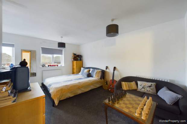 Additional Property Image 3 bedroom House for sale in Hemel Hempstead 10