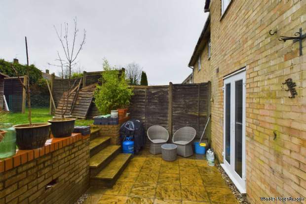 Additional Property Image 3 bedroom House for sale in Hemel Hempstead 14