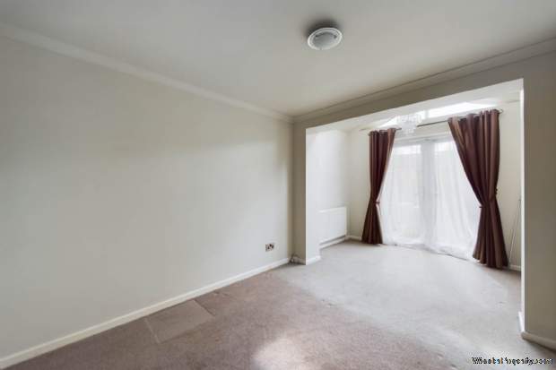 Additional Property Image 3 bedroom House for sale in Hemel Hempstead 8