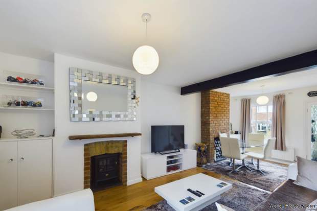 Additional Property Image 2 bedroom Cottage for sale in Hemel Hempstead 8