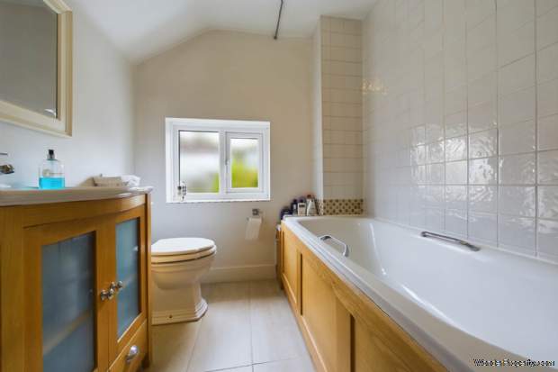 Additional Property Image 2 bedroom Cottage for sale in Hemel Hempstead 10