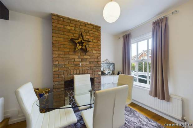 Additional Property Image 2 bedroom Cottage for sale in Hemel Hempstead 18