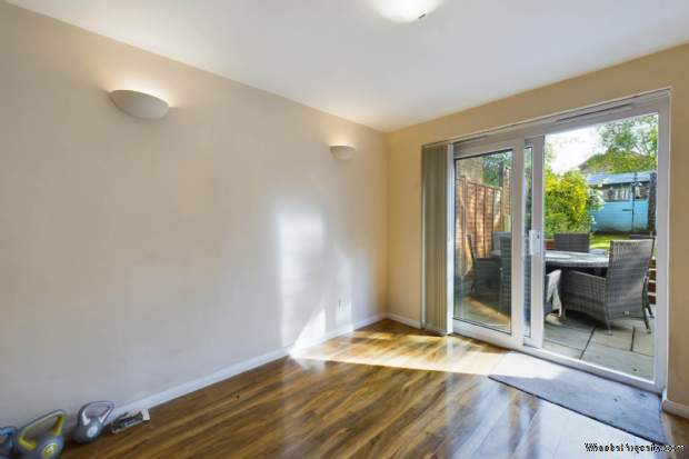 Additional Property Image 4 bedroom Town House for sale in Hemel Hempstead 7