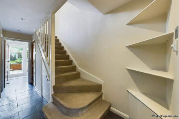 Additional Property Image 4 bedroom Town House for sale in Hemel Hempstead 8