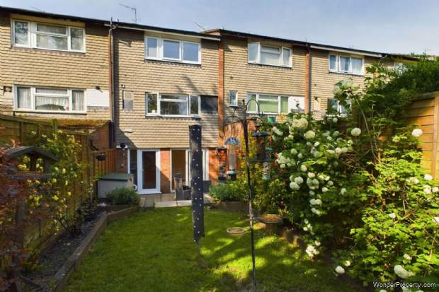 Additional Property Image 4 bedroom Town House for sale in Hemel Hempstead 13