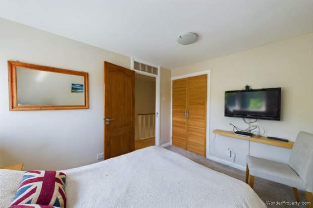 Additional Property Image 4 bedroom Town House for sale in Hemel Hempstead 20
