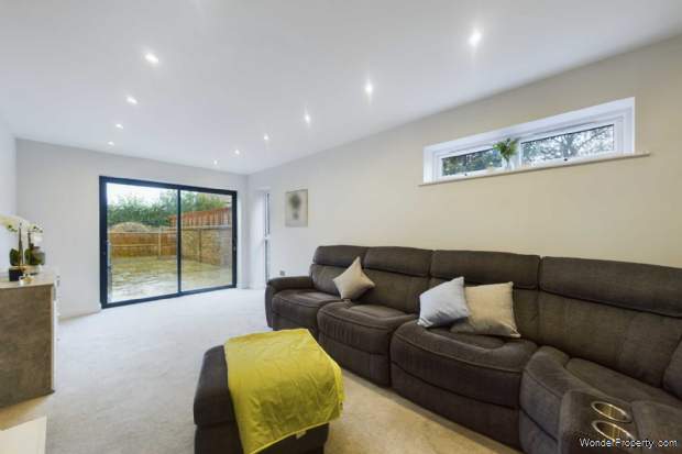 Additional Property Image 4 bedroom Detached for sale in Berkhamsted 4