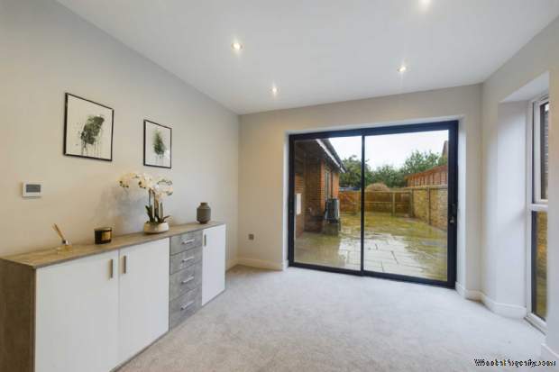 Additional Property Image 4 bedroom Detached for sale in Berkhamsted 5