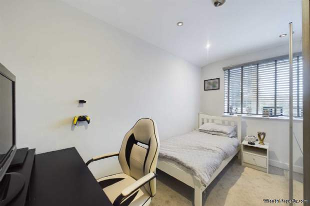 Additional Property Image 4 bedroom Detached for sale in Berkhamsted 10
