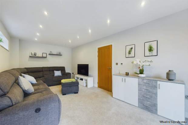 Additional Property Image 4 bedroom Detached for sale in Berkhamsted 16