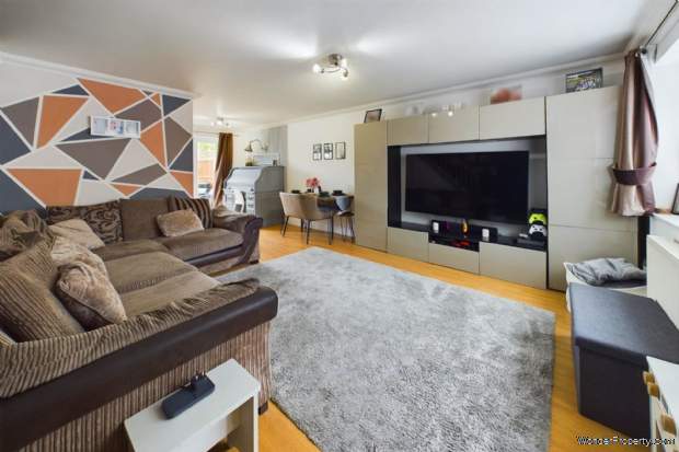 Additional Property Image 3 bedroom House for sale in Hemel Hempstead 3