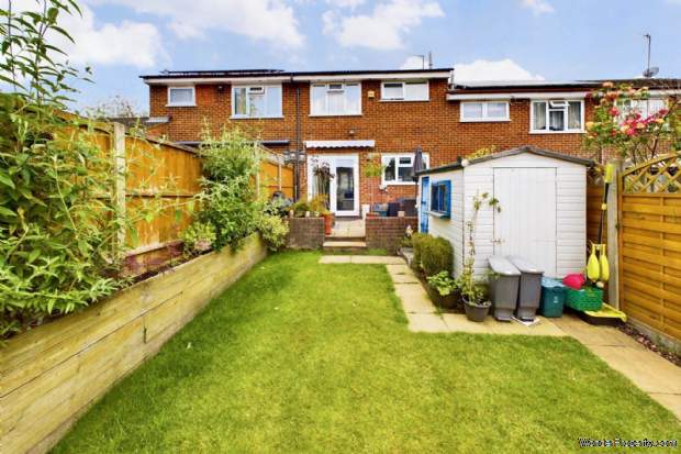 Additional Property Image 3 bedroom House for sale in Hemel Hempstead 5