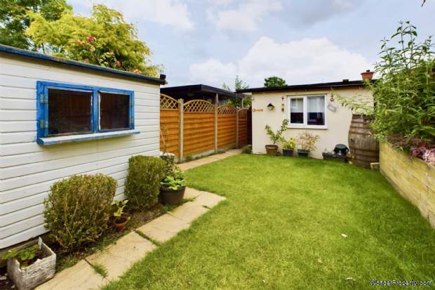 Additional Property Image 3 bedroom House for sale in Hemel Hempstead 13