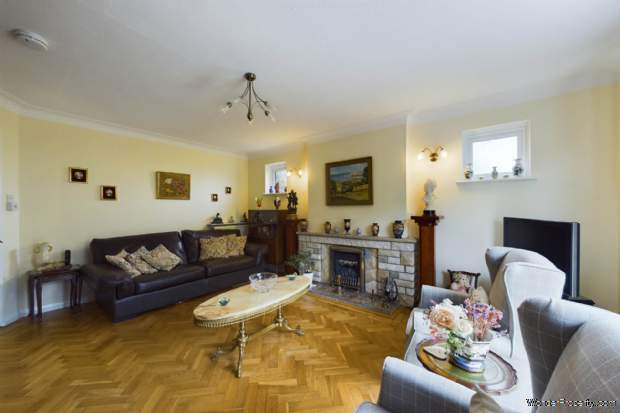 Additional Property Image 2 bedroom Bungalow for sale in Hemel Hempstead 19