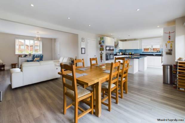 Additional Property Image 4 bedroom Detached for sale in Hemel Hempstead 2