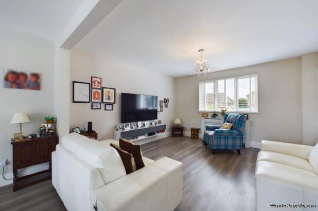 Additional Property Image 4 bedroom Detached for sale in Hemel Hempstead 5