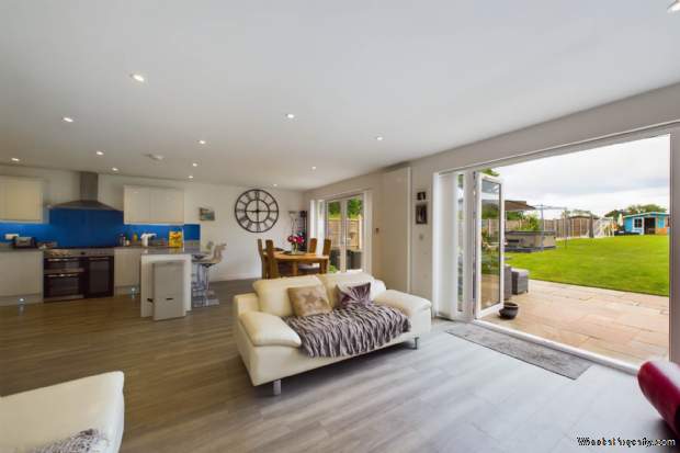 Additional Property Image 4 bedroom Detached for sale in Hemel Hempstead 3