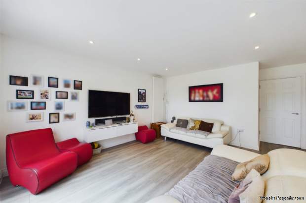 Additional Property Image 4 bedroom Detached for sale in Hemel Hempstead 6