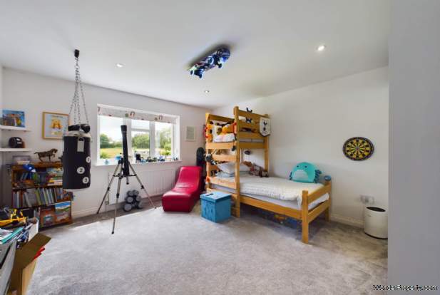 Additional Property Image 4 bedroom Detached for sale in Hemel Hempstead 16