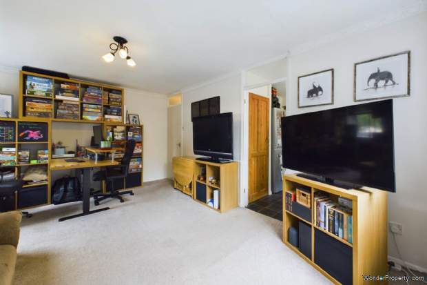 Additional Property Image 2 bedroom Apartment for sale in Hemel Hempstead 2
