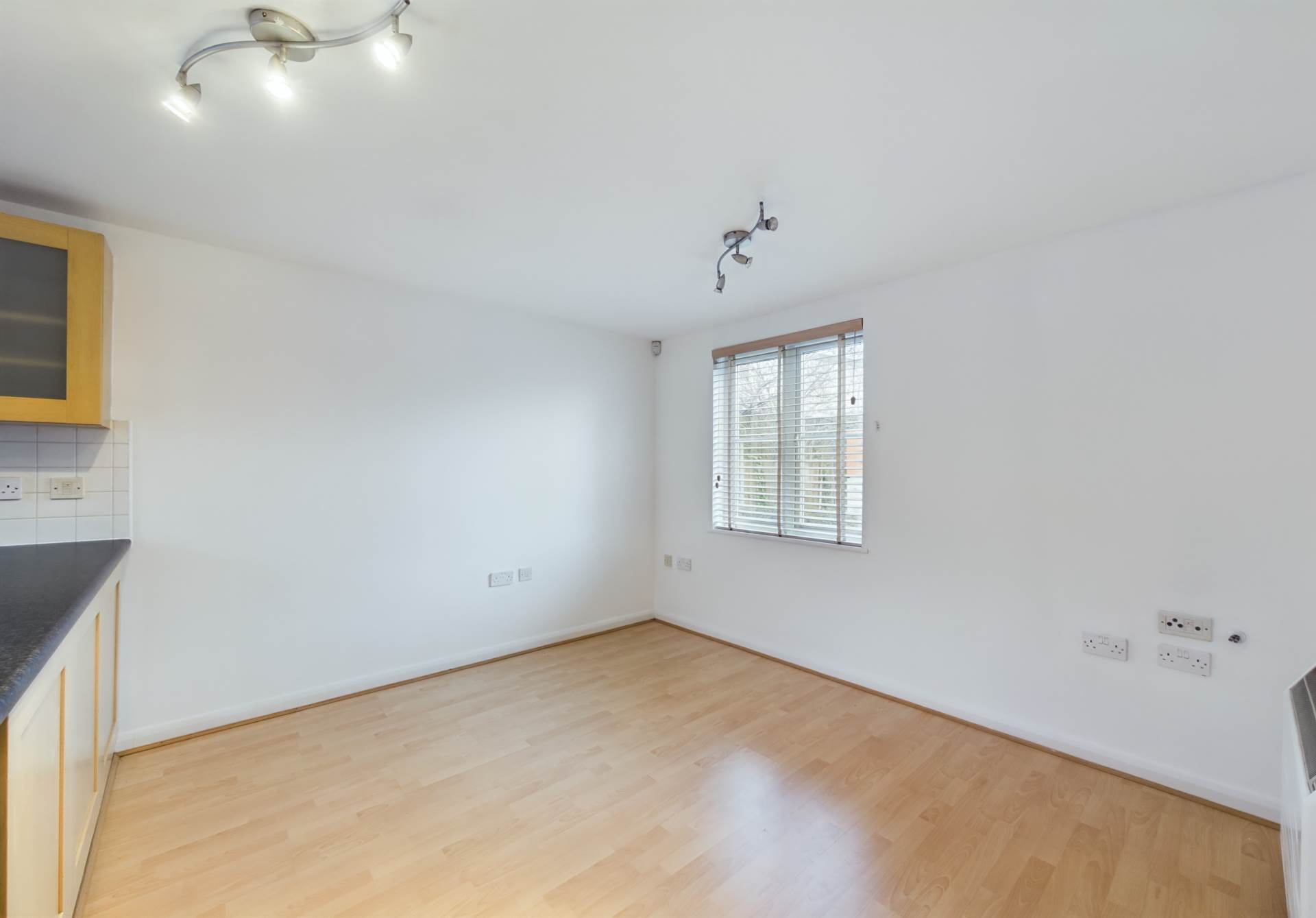 Additional Property Image 1 bedroom Maisonette for sale in Hemel Hempstead 9