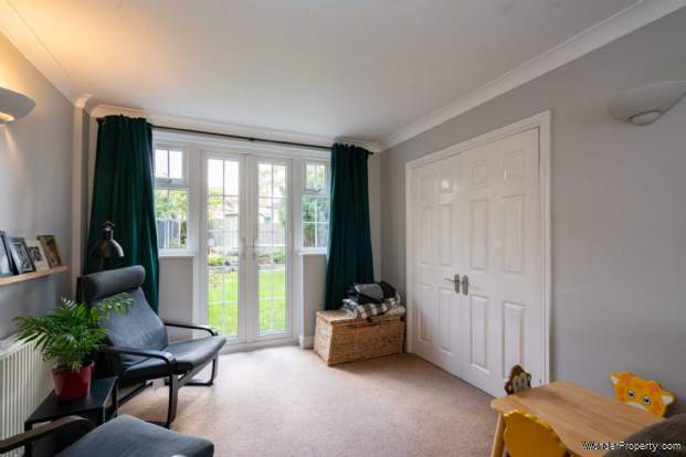 Additional Property Image 4 bedroom Semi Detached for sale in Hemel Hempstead 9