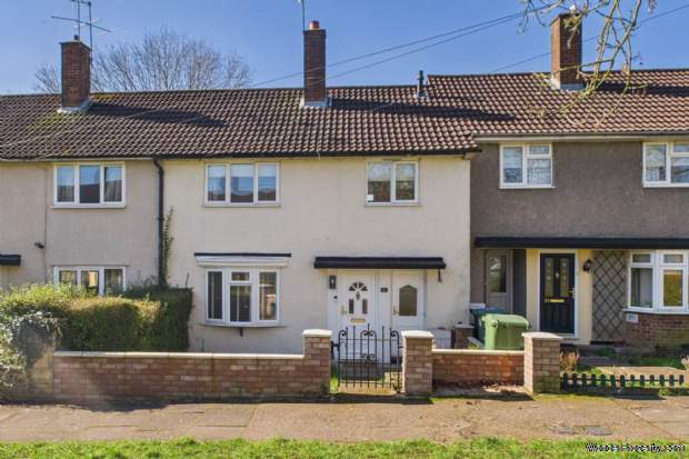 Additional Property Image 3 bedroom House for sale in Hemel Hempstead 2