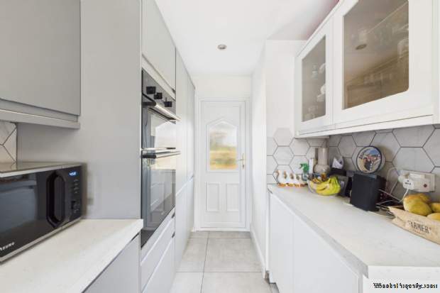 Additional Property Image 3 bedroom House for sale in Hemel Hempstead 5