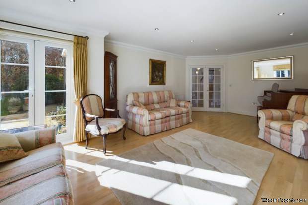 Additional Property Image 5 bedroom Detached for sale in Hemel Hempstead 2