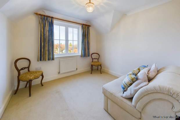Additional Property Image 5 bedroom Detached for sale in Hemel Hempstead 20