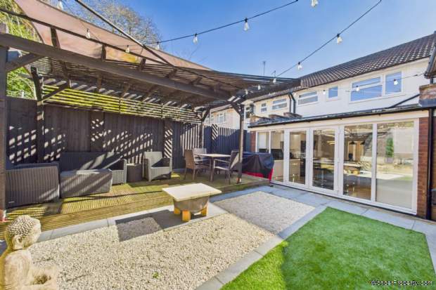 Additional Property Image 4 bedroom End of Terrace for sale in Hemel Hempstead 2