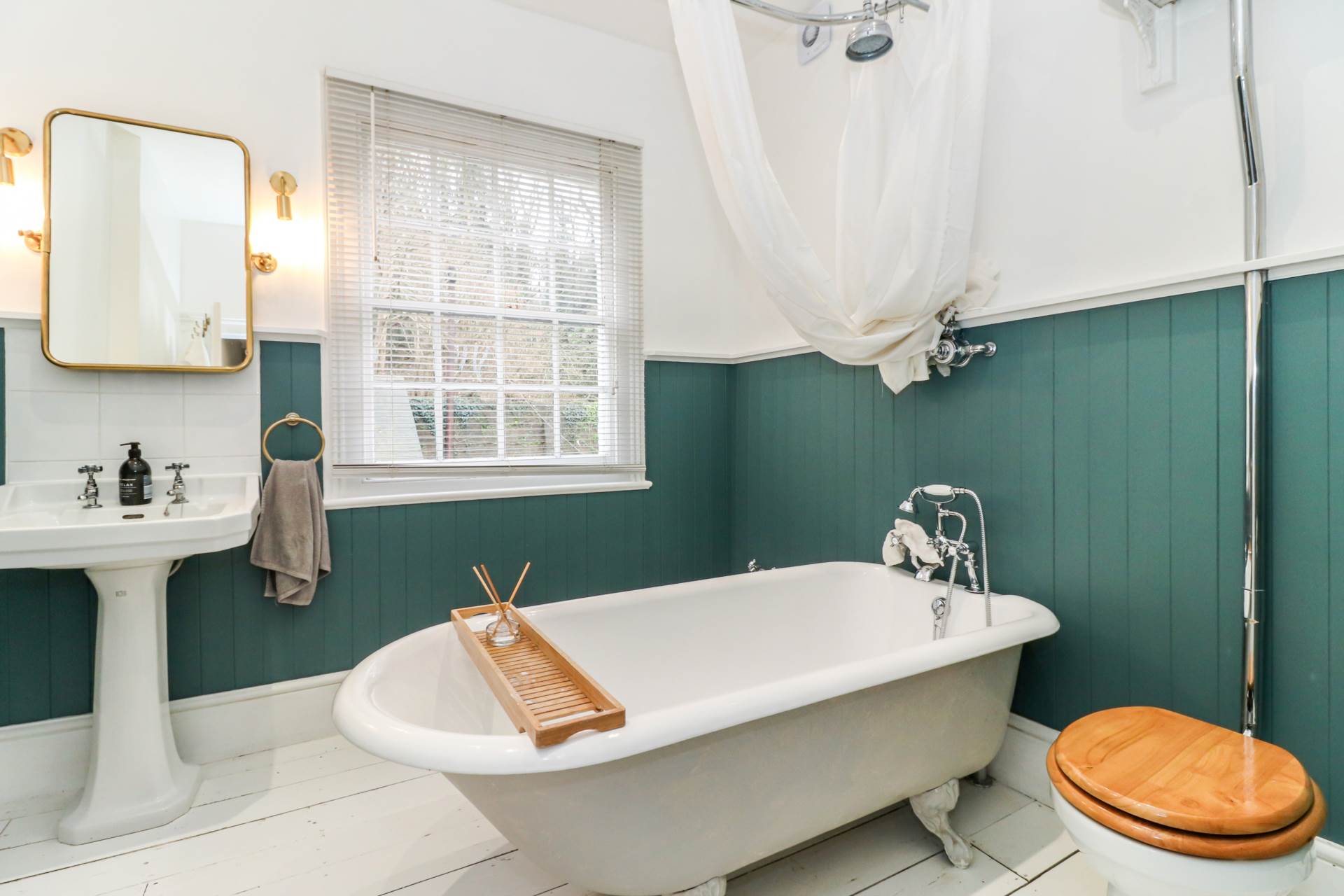 Additional Property Image 4 bedroom Semi Detached for sale in Hemel Hempstead 17