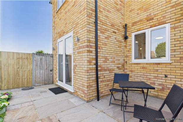 Additional Property Image 2 bedroom Maisonette for sale in Hemel Hempstead 7