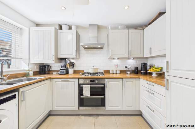 Additional Property Image 3 bedroom End of Terrace for sale in Hemel Hempstead 4