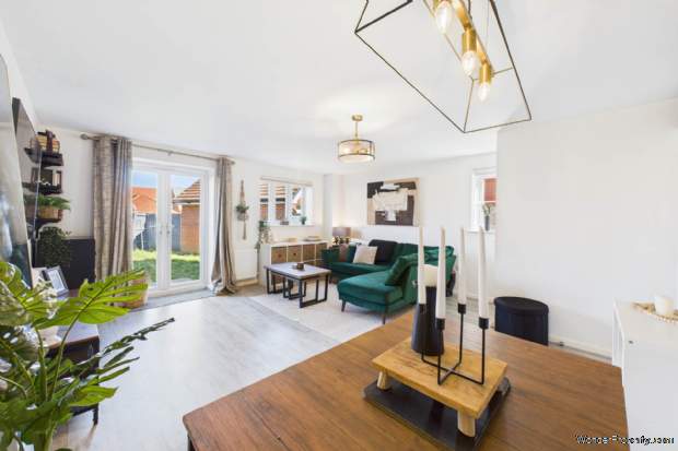 Additional Property Image 3 bedroom End of Terrace for sale in Hemel Hempstead 7