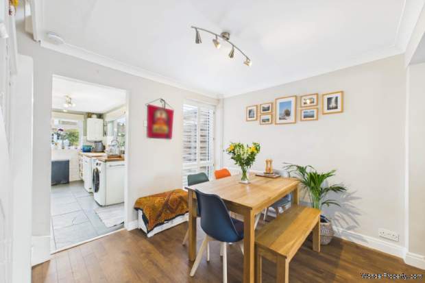 Additional Property Image 2 bedroom Cottage for sale in Hemel Hempstead 15