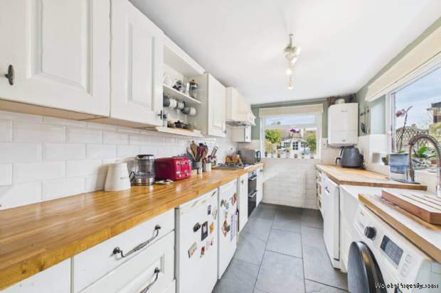 Additional Property Image 2 bedroom Cottage for sale in Hemel Hempstead 16